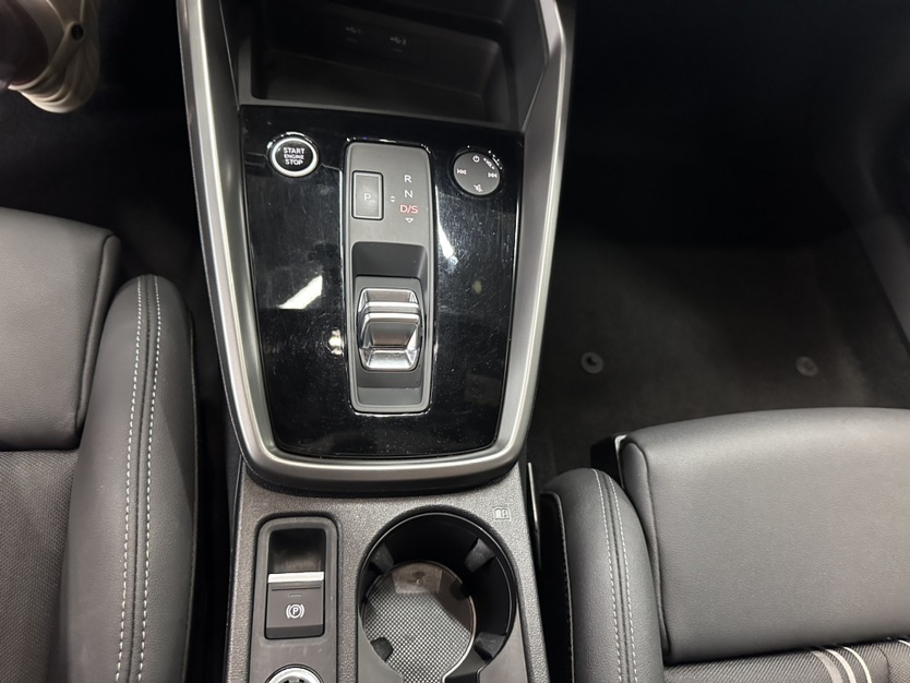 Audi A3 2023 car image #6