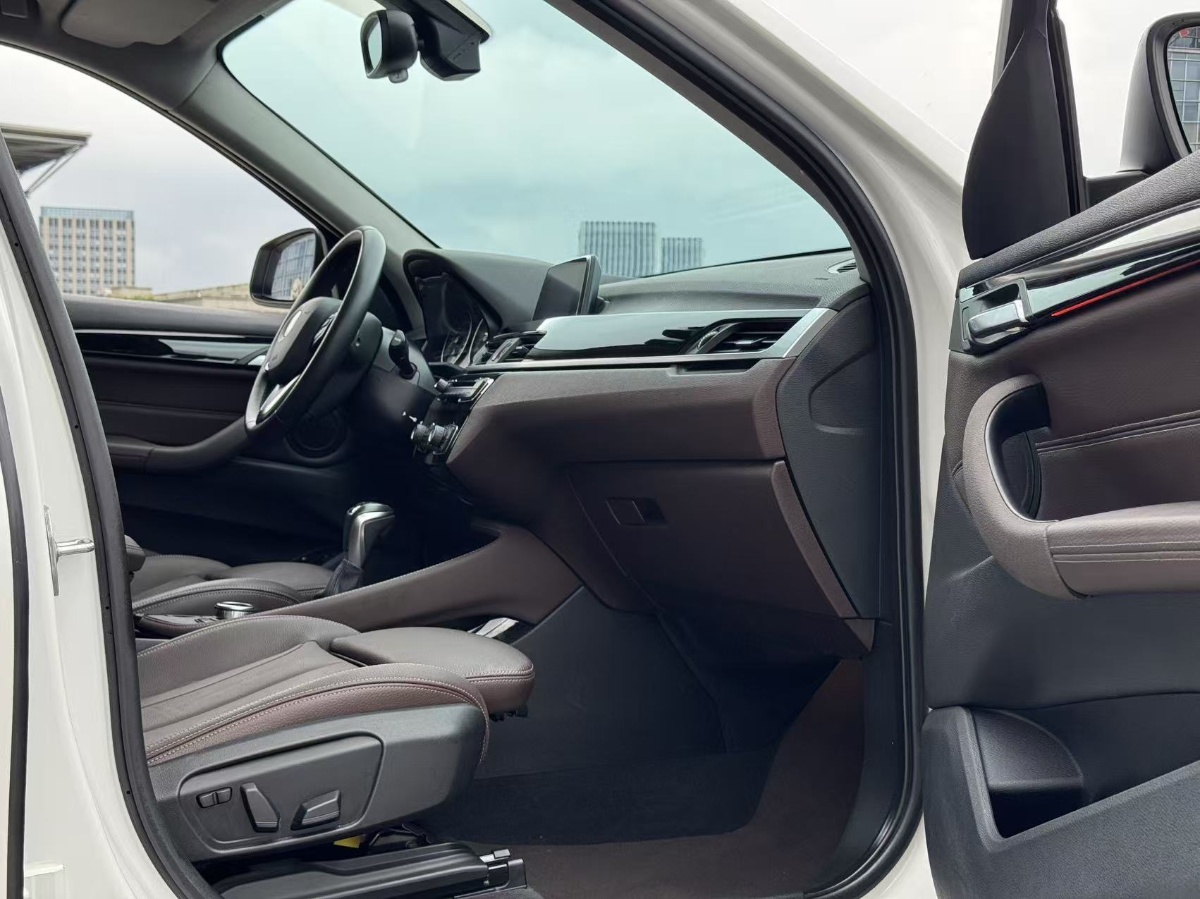 BMW X1 New Energy 2018 car image #9