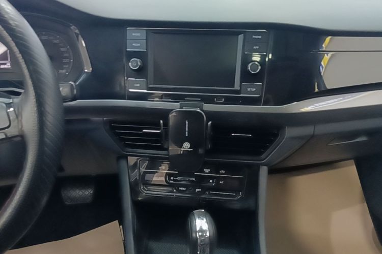 Volkswagen Bora 2020 car image #13