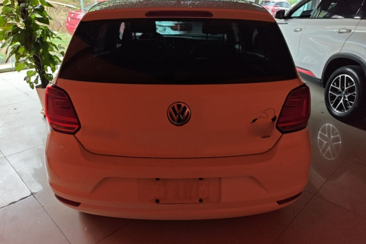 Volkswagen Polo 2018 car image #6
