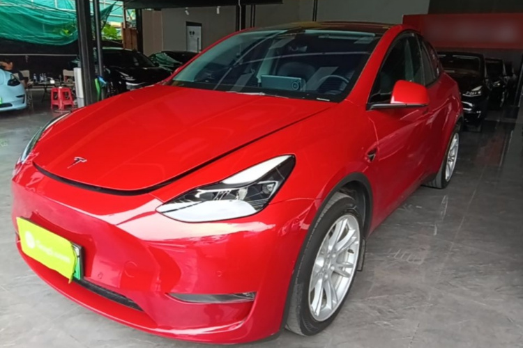 Tesla Model Y 2022 #2 Tesla Model Y 2022 car image #2