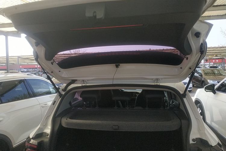 Volkswagen T-Cross 2020 car image #19