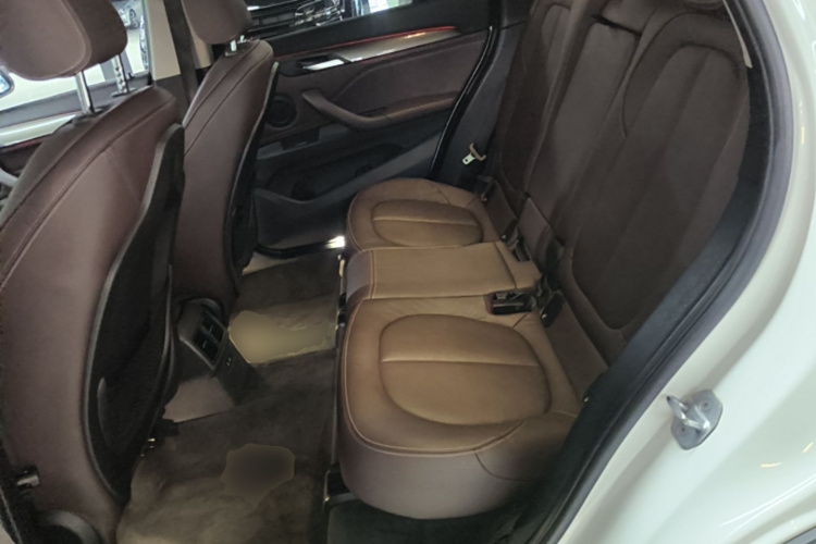 BMW X1 2019 #17 BMW X1 2019 car image #17