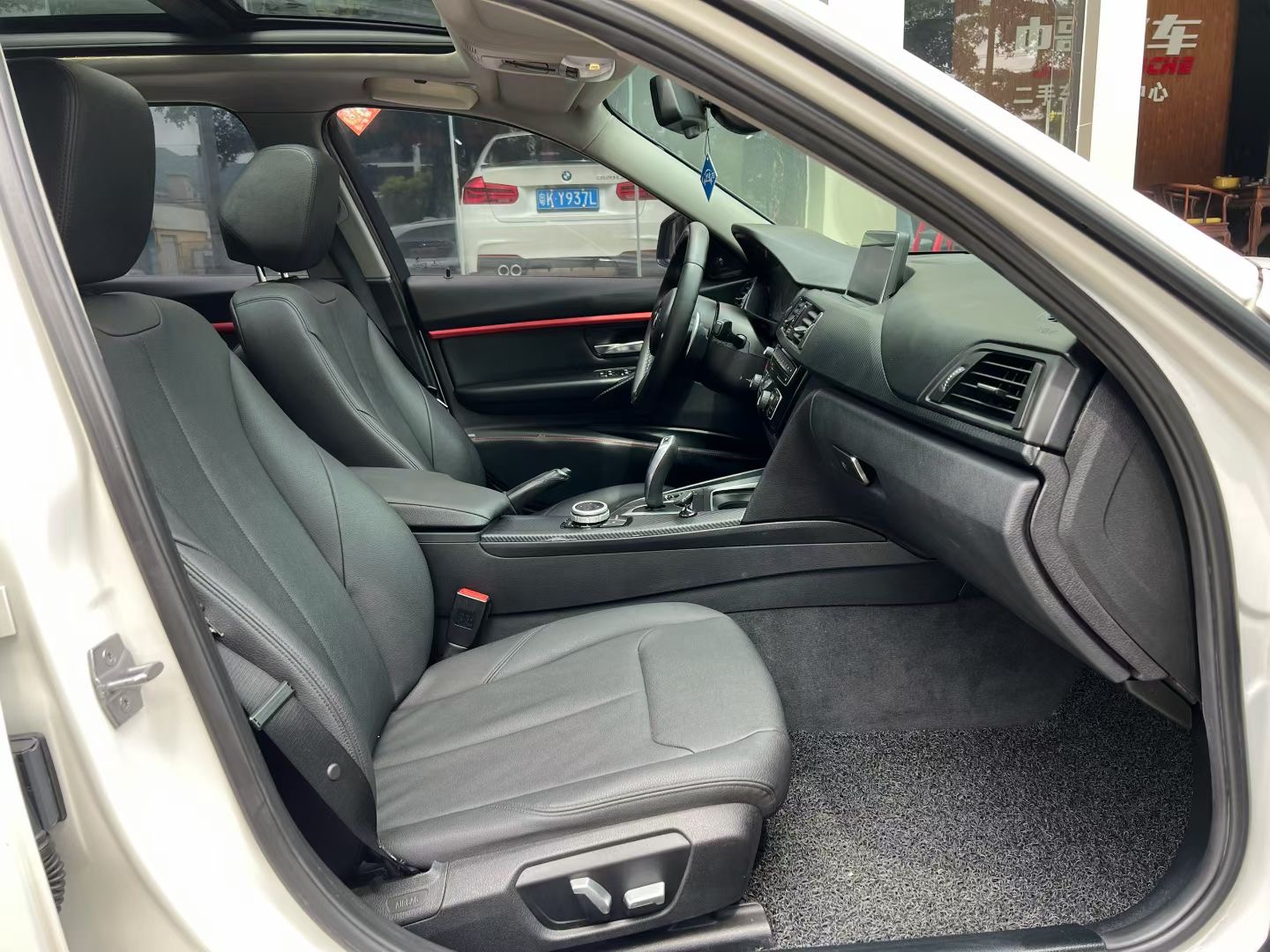 BMW 3 Series (Imported) 2017 immagine di auto #7