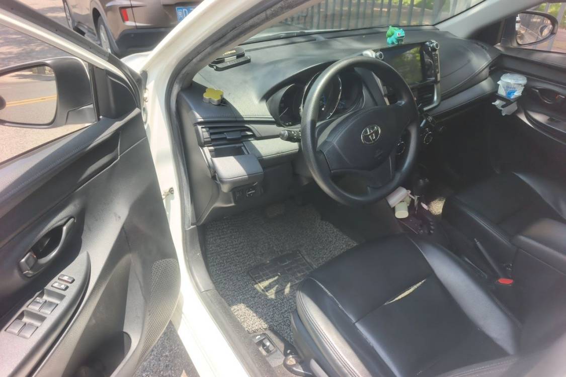 Toyota Vios 2017 car image #25