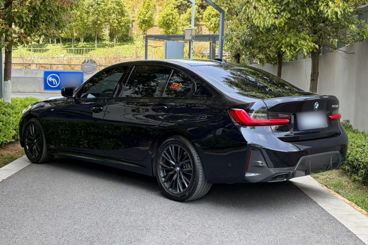 BMW 3 Series 2024 изображение автомобиля #6