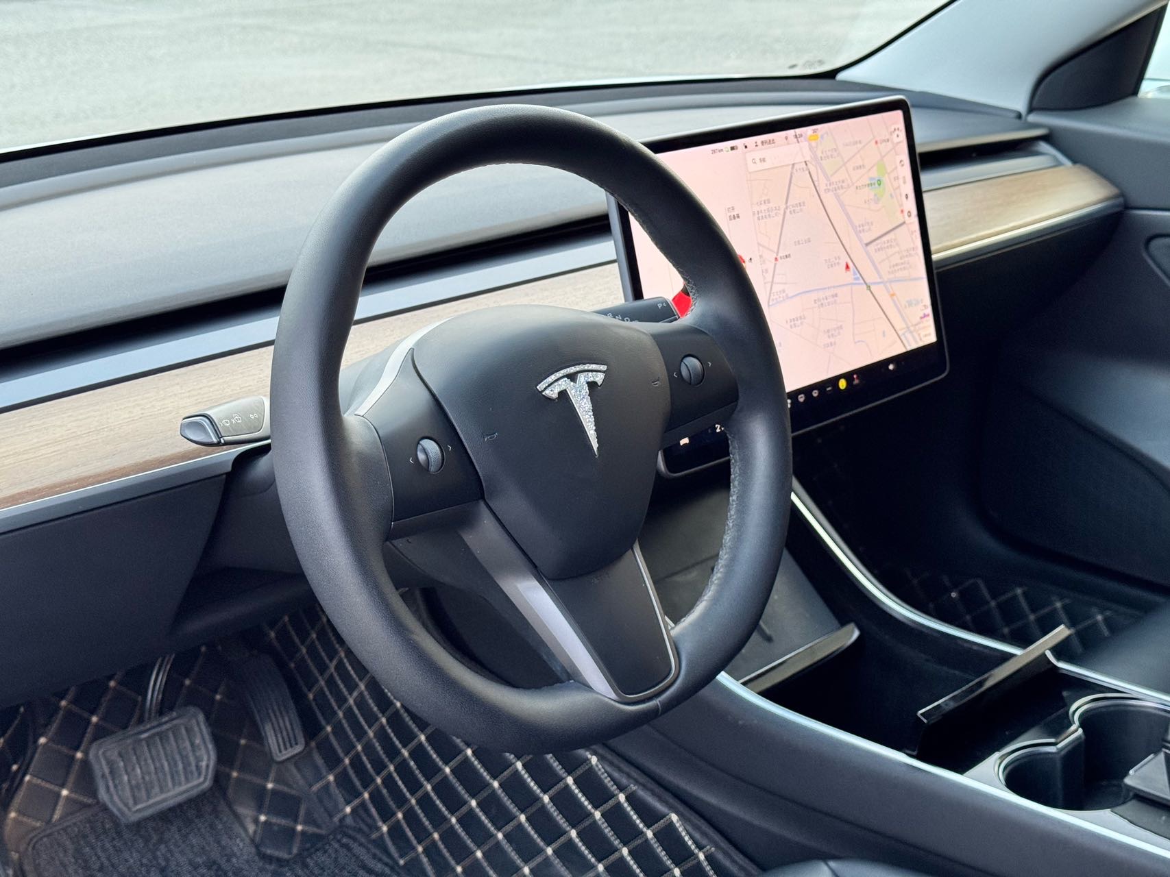Tesla Model 3 2021 #4 Tesla Model 3 2021 car image #4