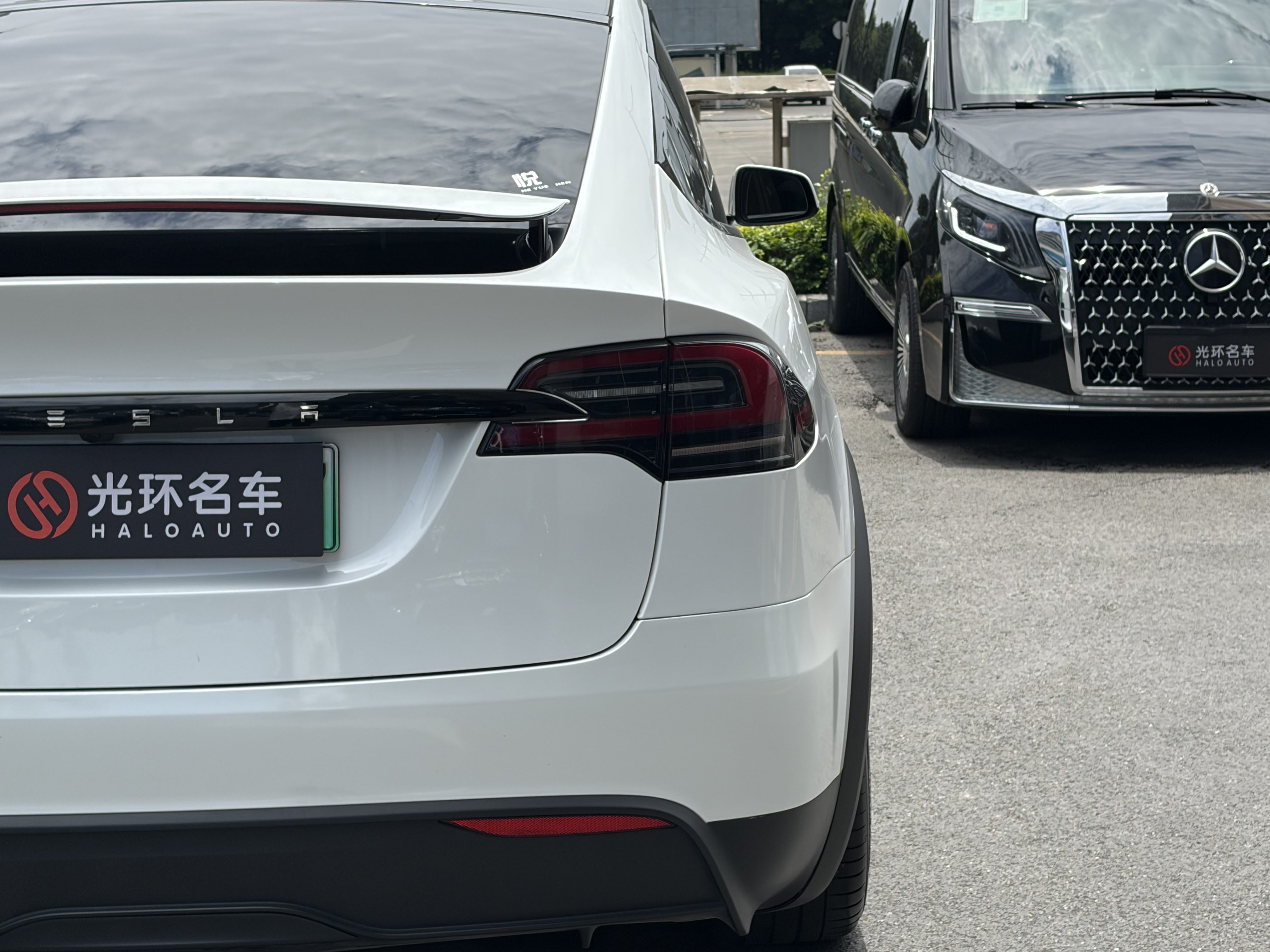 Tesla Model X 2023 #4 Tesla Model X 2023 car image #4
