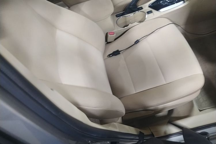 Toyota Corolla 2015 car image #24