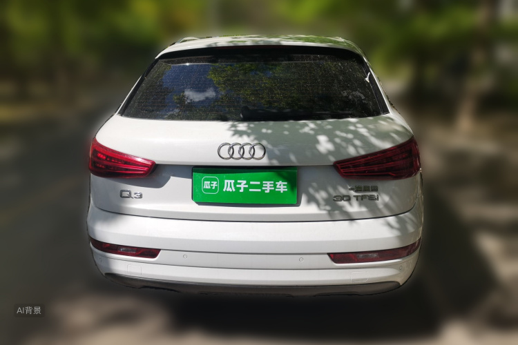 Audi Q3 2018 car image #6