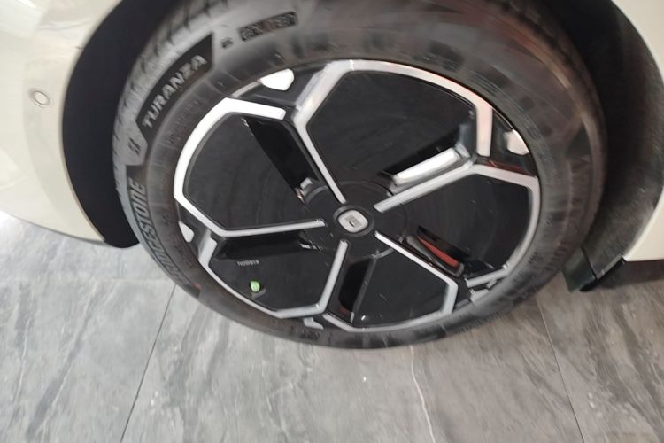 2026 immagine di auto #10