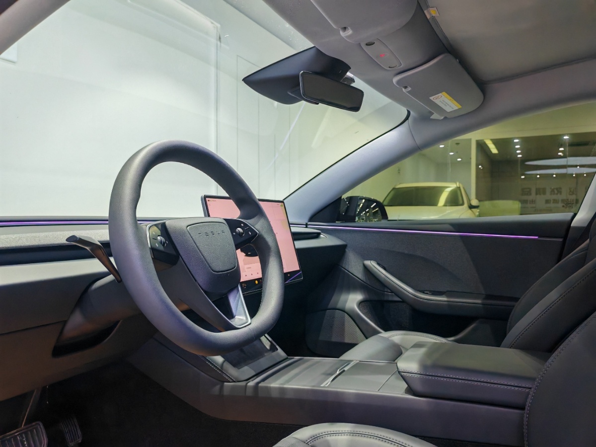 Tesla Model 3 2026 #4 Tesla Model 3 2026 car image #4