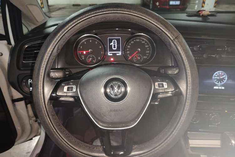 Volkswagen Golf 2018 #11 Volkswagen Golf 2018 car image #11
