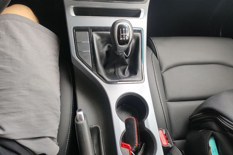 GEELY Emgrand 2018 #14 GEELY Emgrand 2018 car image #14