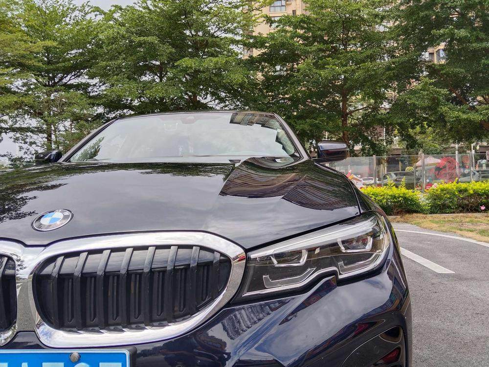BMW 3 Series 2020 car image #13
