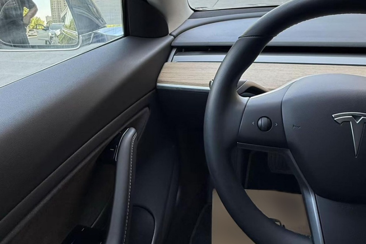 Tesla Model 3 2020 #11 Tesla Model 3 2020 car image #11