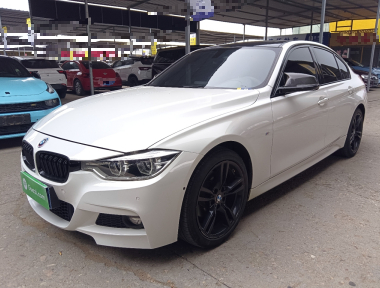 BMW 3 Series 2019 BMW 3 Series 2019 car image