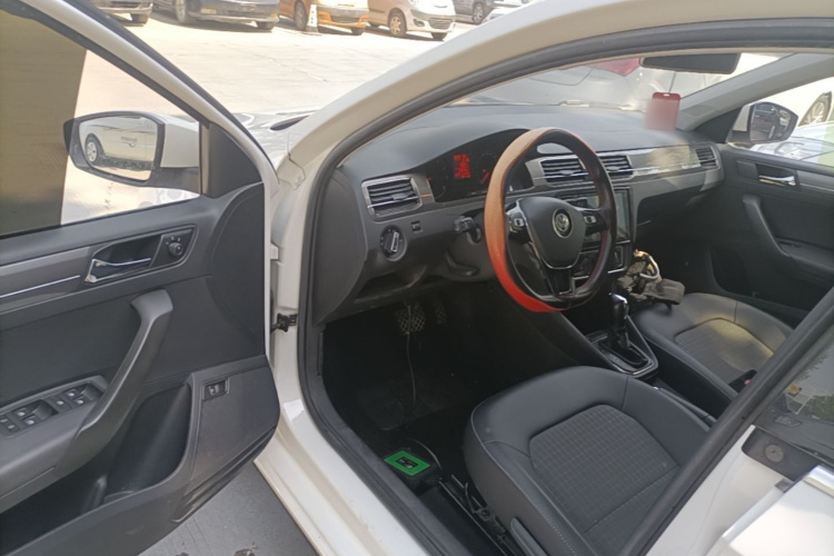 Volkswagen Santana 2019 #16 Volkswagen Santana 2019 car image #16