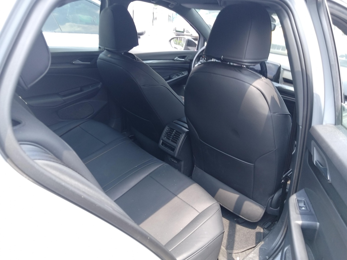 Volkswagen Golf 2024 #7 Volkswagen Golf 2024 car image #7