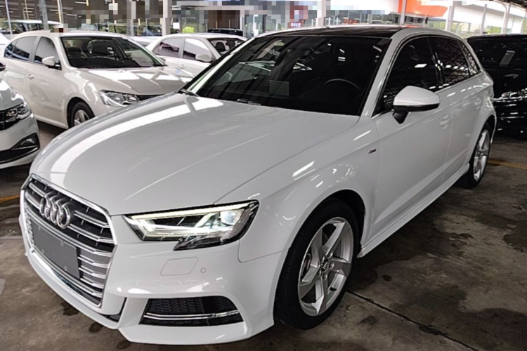 Audi A3 2020 car image #2
