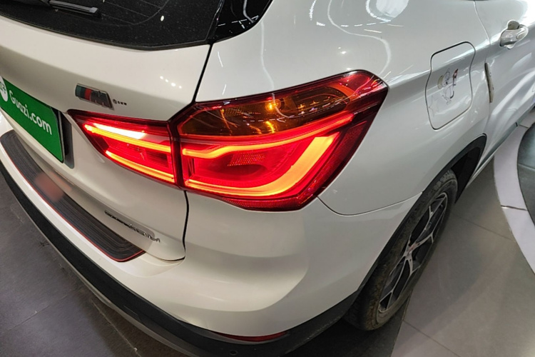 BMW X1 2018 #8 BMW X1 2018 car image #8