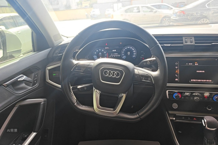 Audi Q3 2019 #12 Audi Q3 2019 car image #12