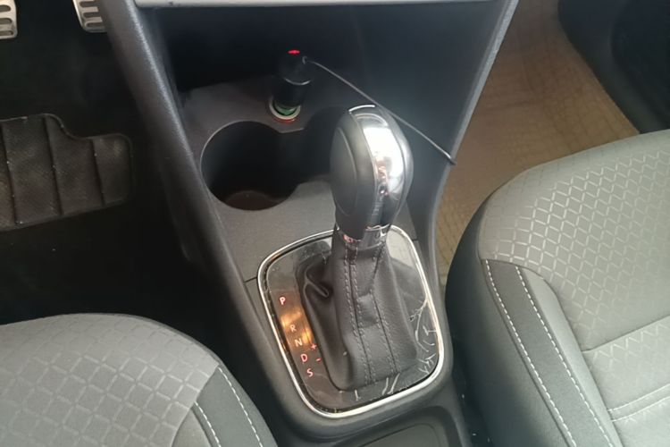 Volkswagen Polo 2016 #14 Volkswagen Polo 2016 car image #14