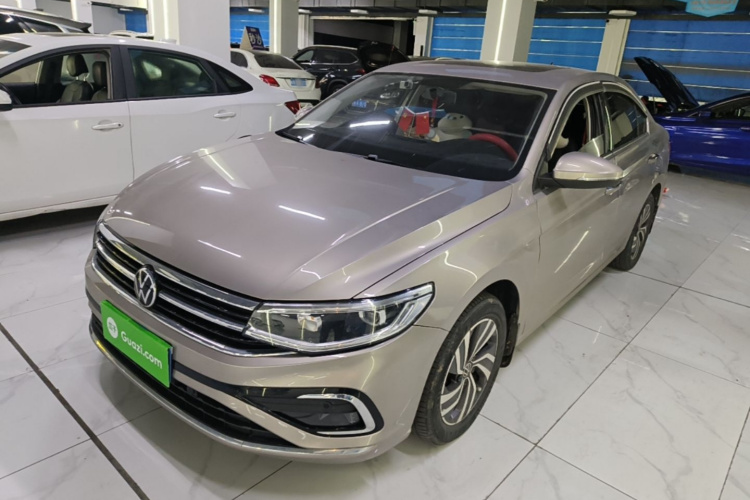Volkswagen Bora 2023 image de voiture #2