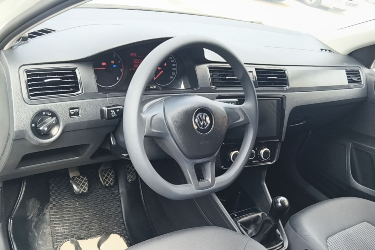 Volkswagen Santana 2018 #10 Volkswagen Santana 2018 car image #10