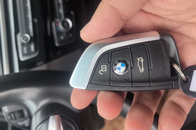 BMW X1 2021 immagine di auto #9