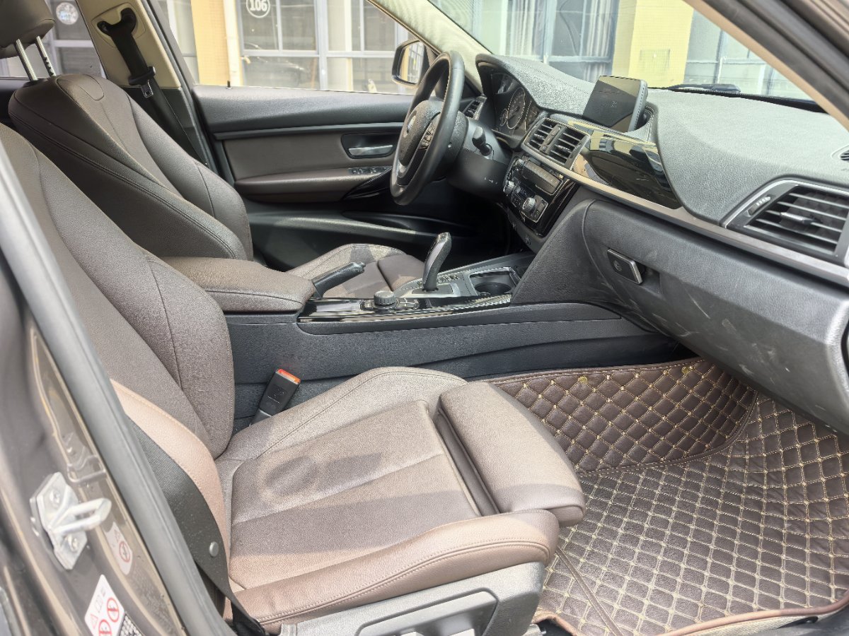 BMW 3 Series 2018 car image #5