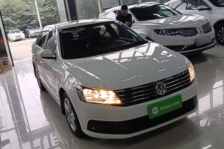 Volkswagen Lavida 2019 immagine di auto #4