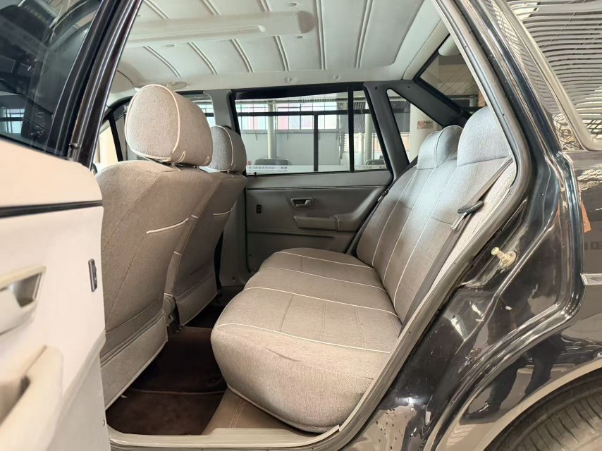 Volkswagen Santana Classic 2013 car image #4