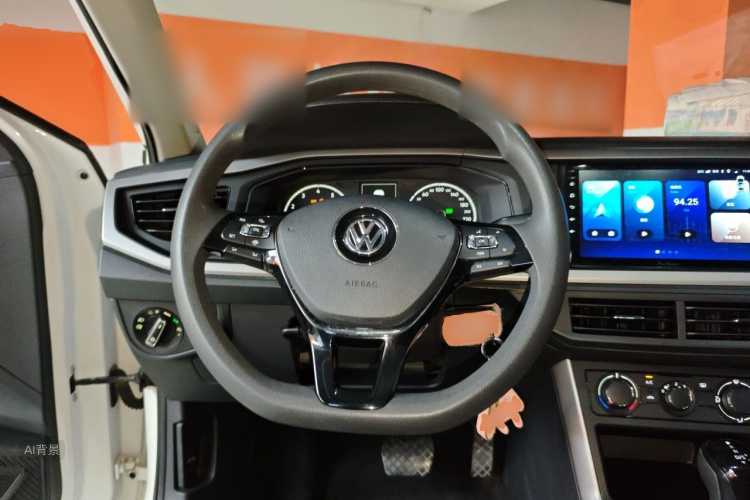 Volkswagen Polo 2021 car image #12