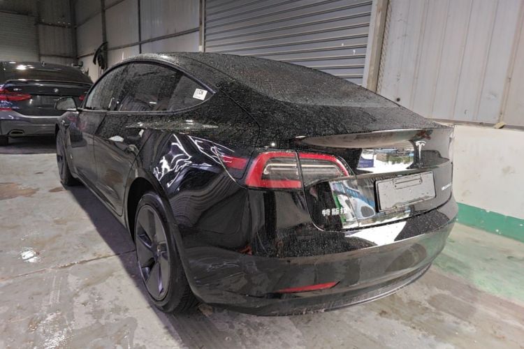 Tesla Model 3 2023 car image #5