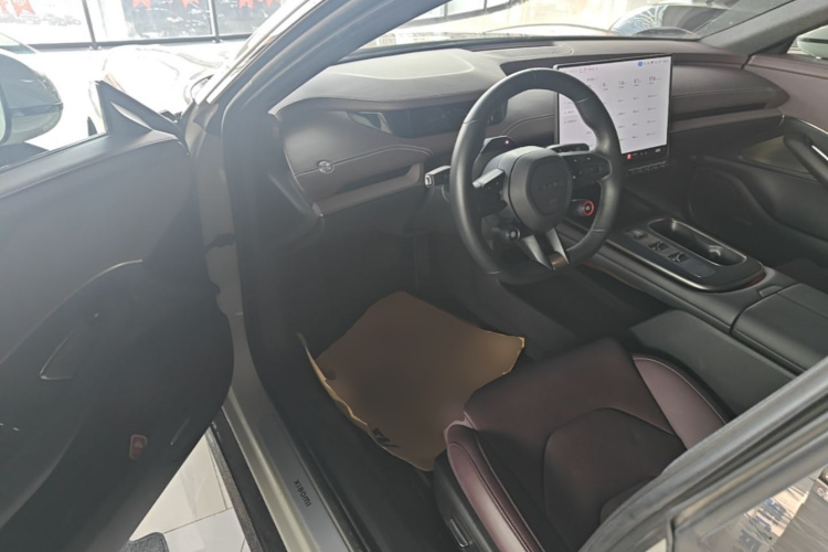 MI SU7 2024 car image #15