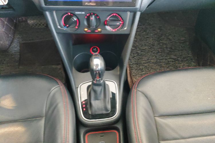 大众 Polo 2016 汽车图片 #14