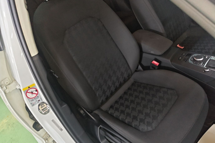 Audi A3 2016 صورة سيارة #24