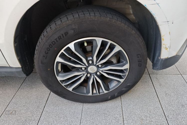 GEELY Vision X6 2018 car image #9