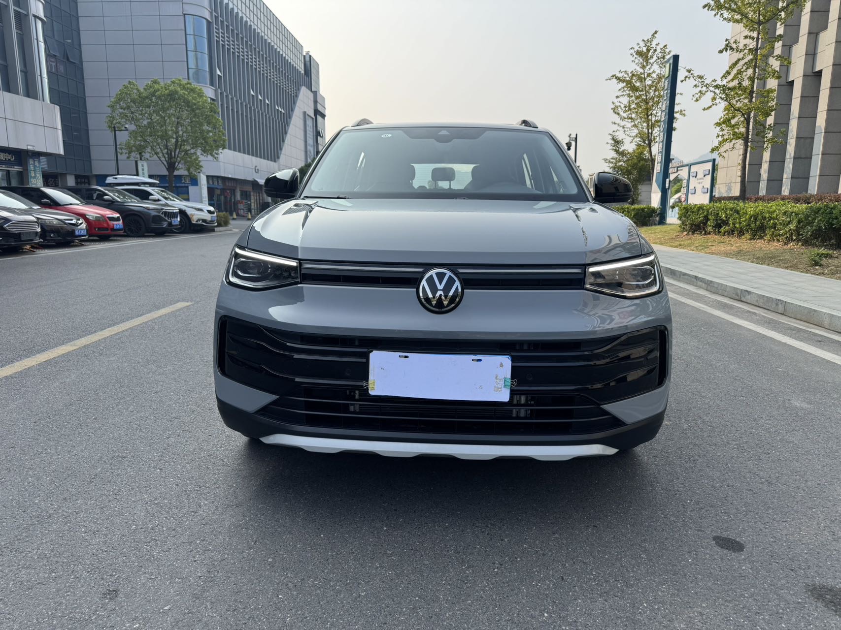 Volkswagen Tharu 2025 #2 Volkswagen Tharu 2025 immagine di auto #2