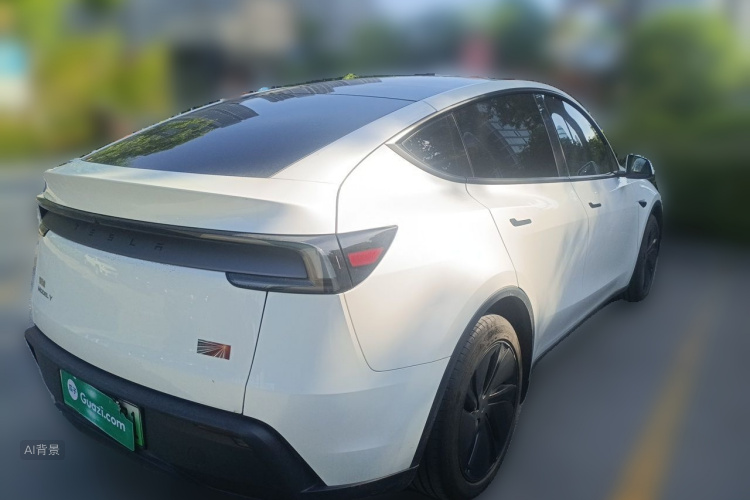Tesla Model Y 2025 #7 Tesla Model Y 2025 car image #7