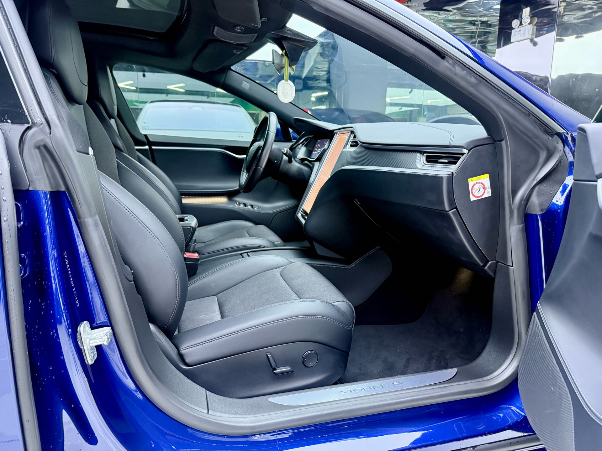 Tesla Model S 2018 #7 Tesla Model S 2018 car image #7