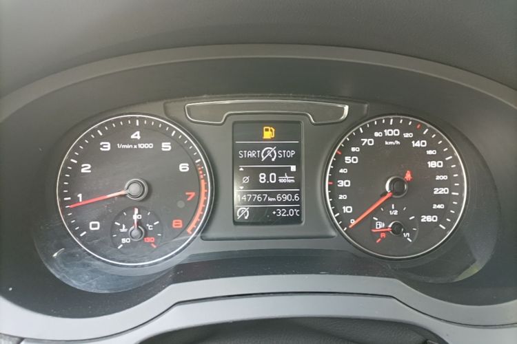 Audi Q3 2019 #12 Audi Q3 2019 car image #12