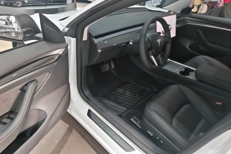 Tesla Model 3 2023 #16 Tesla Model 3 2023 car image #16