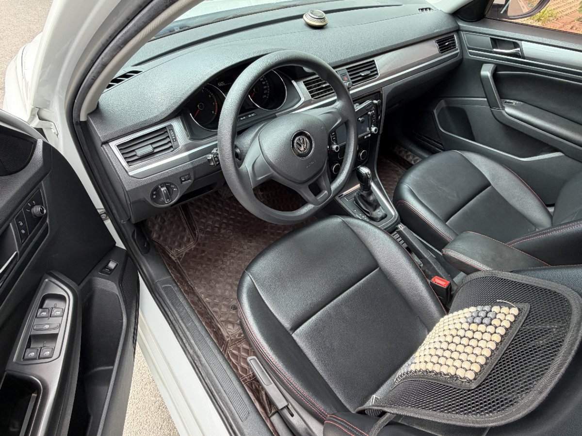 Volkswagen Bora 2020 car image #9