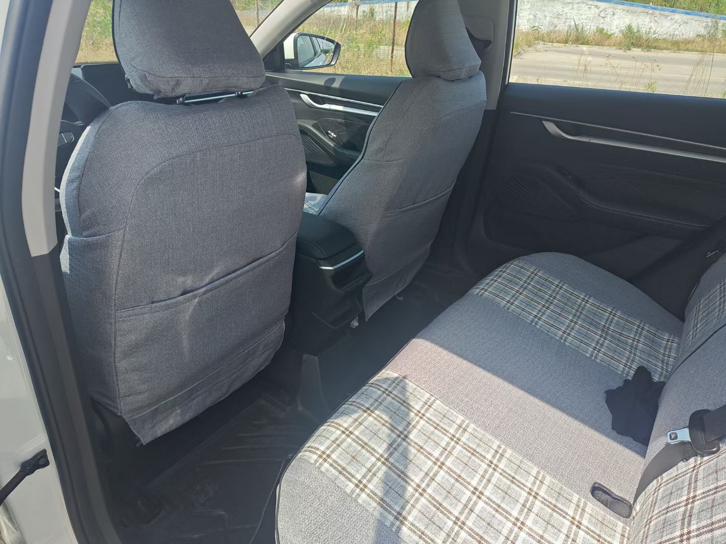 GEELY Emgrand 2025 car image #8