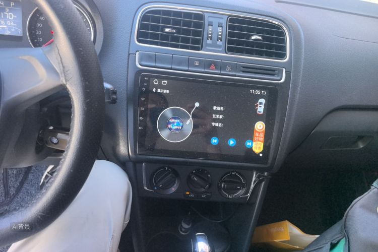 Volkswagen Polo 2015 #15 Volkswagen Polo 2015 car image #15