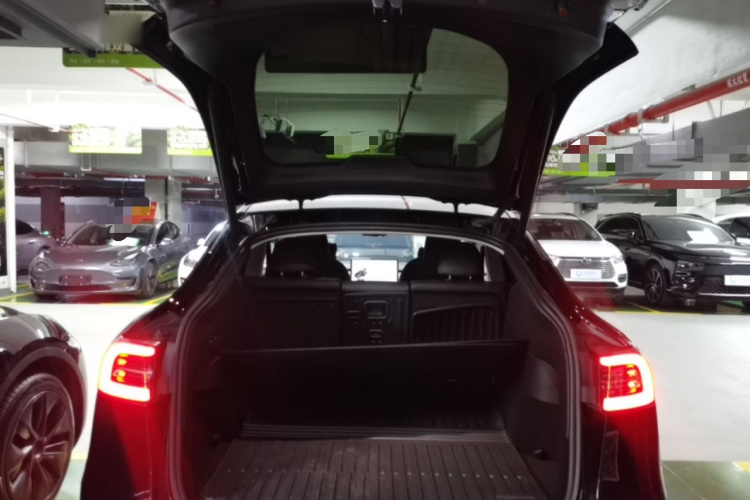 Tesla Model Y 2023 #19 Tesla Model Y 2023 صورة سيارة #19