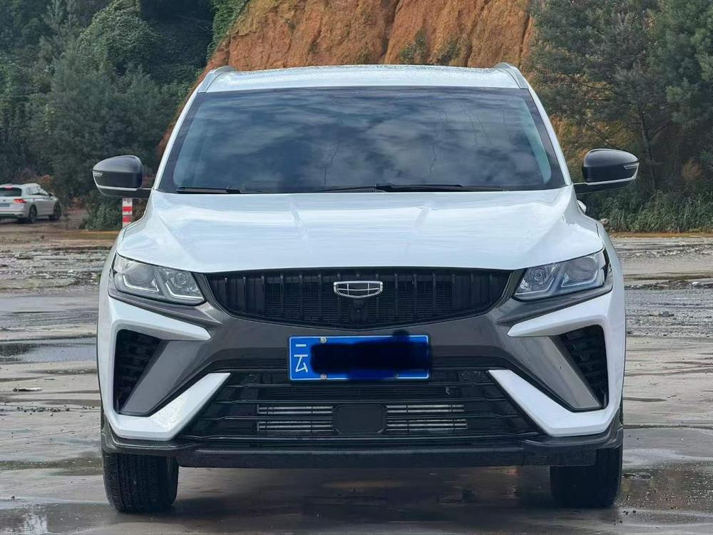 GEELY Coolray 2025 #2 GEELY Coolray 2025 изображение автомобиля #2