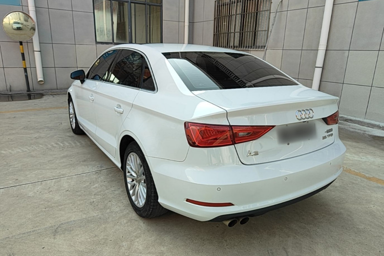Audi A3 2017 car image #7